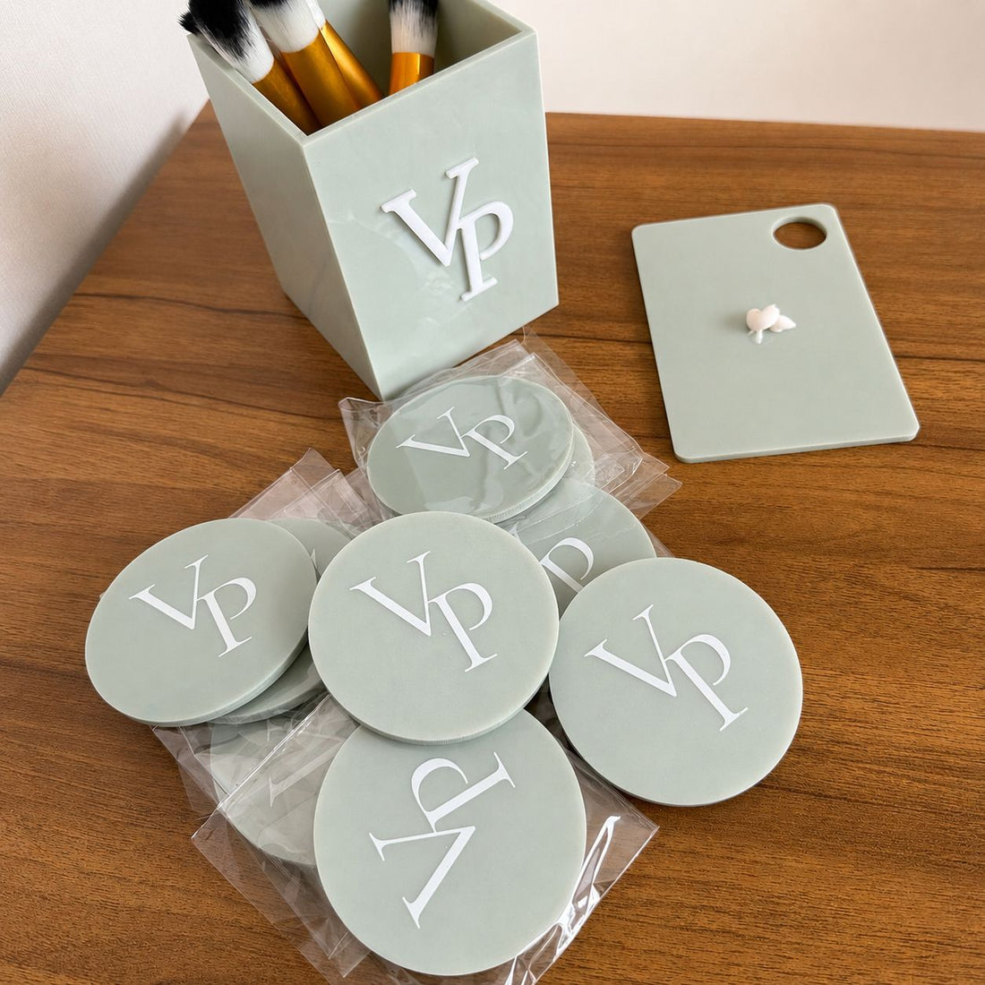 KIT PERSONALIZADO PARA MAQUIADORAS